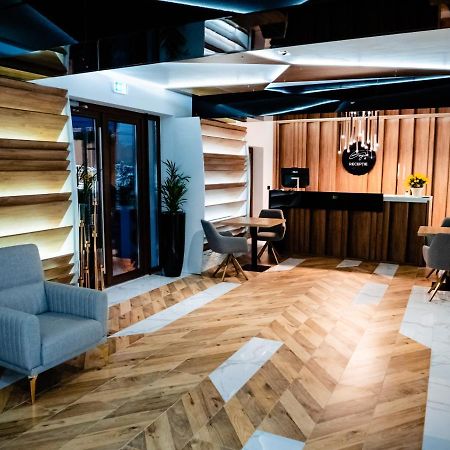 Hotel Goya Boutique Targu Jiu Luaran gambar