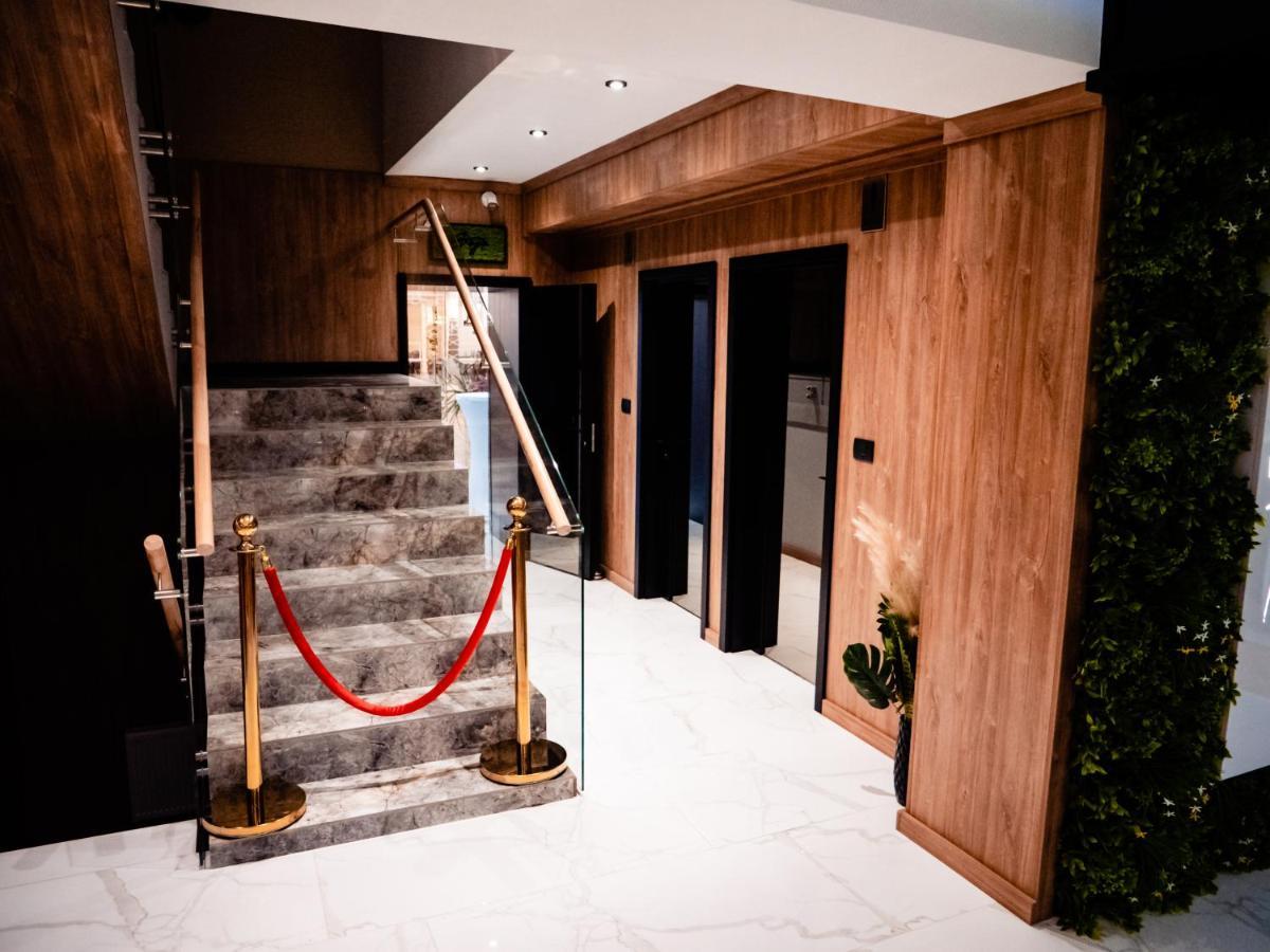 Hotel Goya Boutique Targu Jiu Luaran gambar