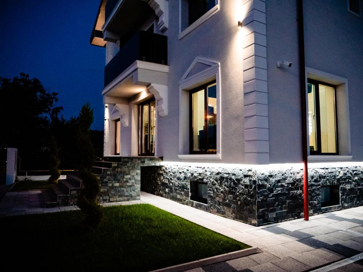 Hotel Goya Boutique Targu Jiu Luaran gambar
