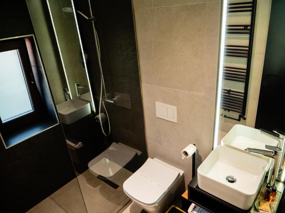 Hotel Goya Boutique Targu Jiu Luaran gambar