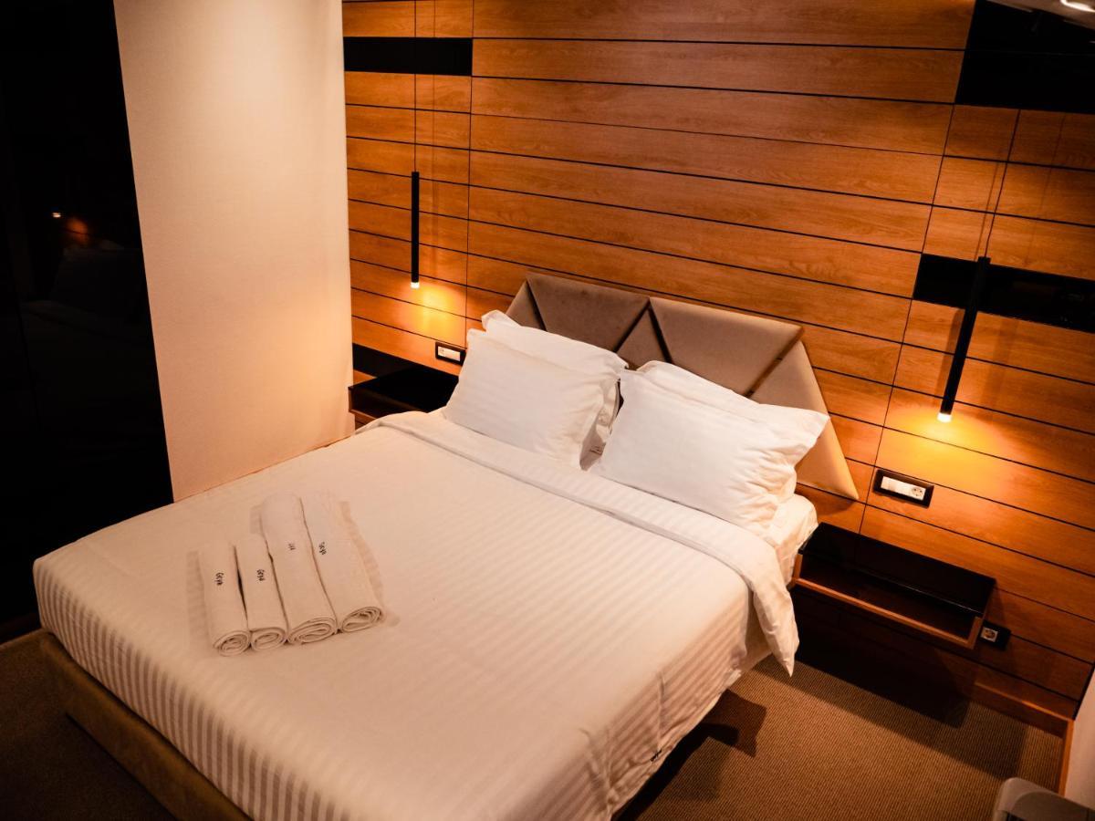 Hotel Goya Boutique Targu Jiu Luaran gambar