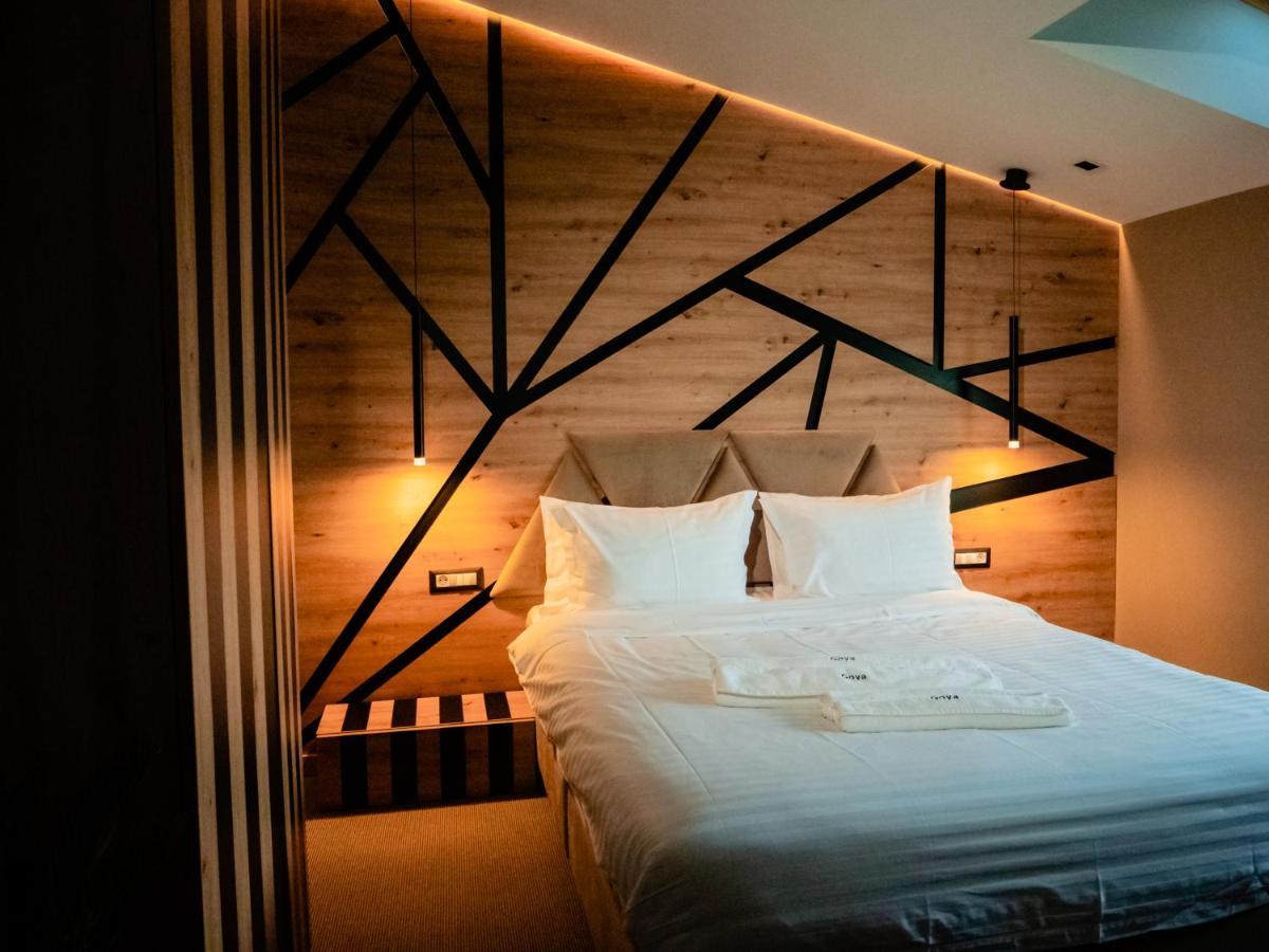 Hotel Goya Boutique Targu Jiu Luaran gambar