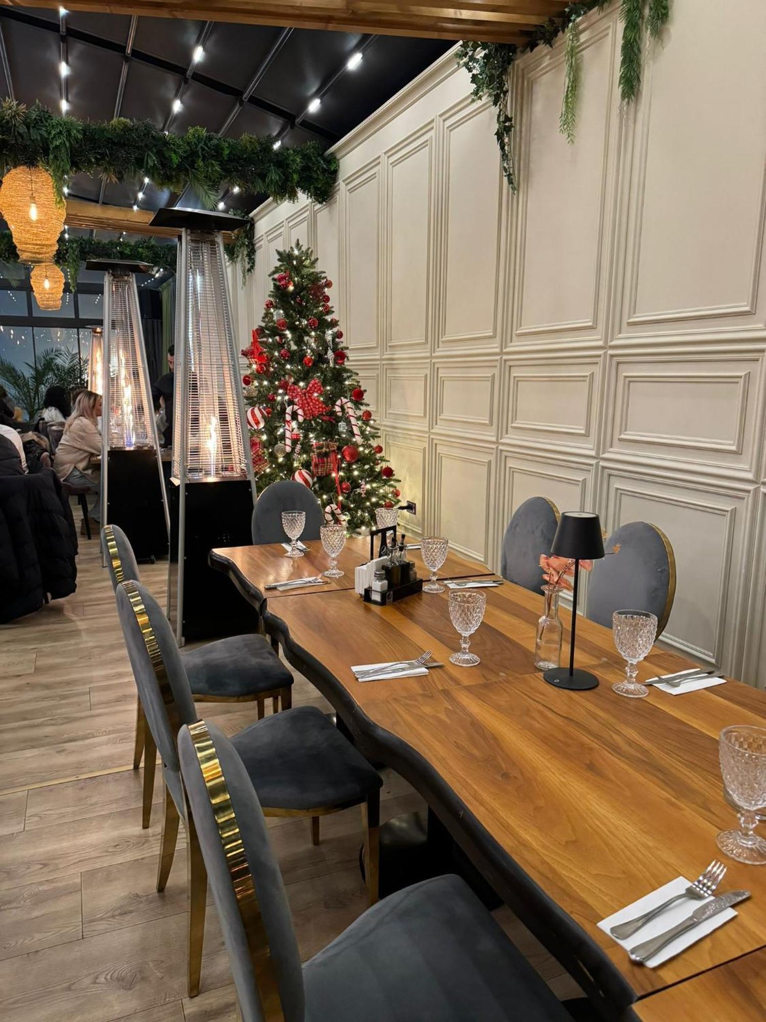 Hotel Goya Boutique Targu Jiu Luaran gambar