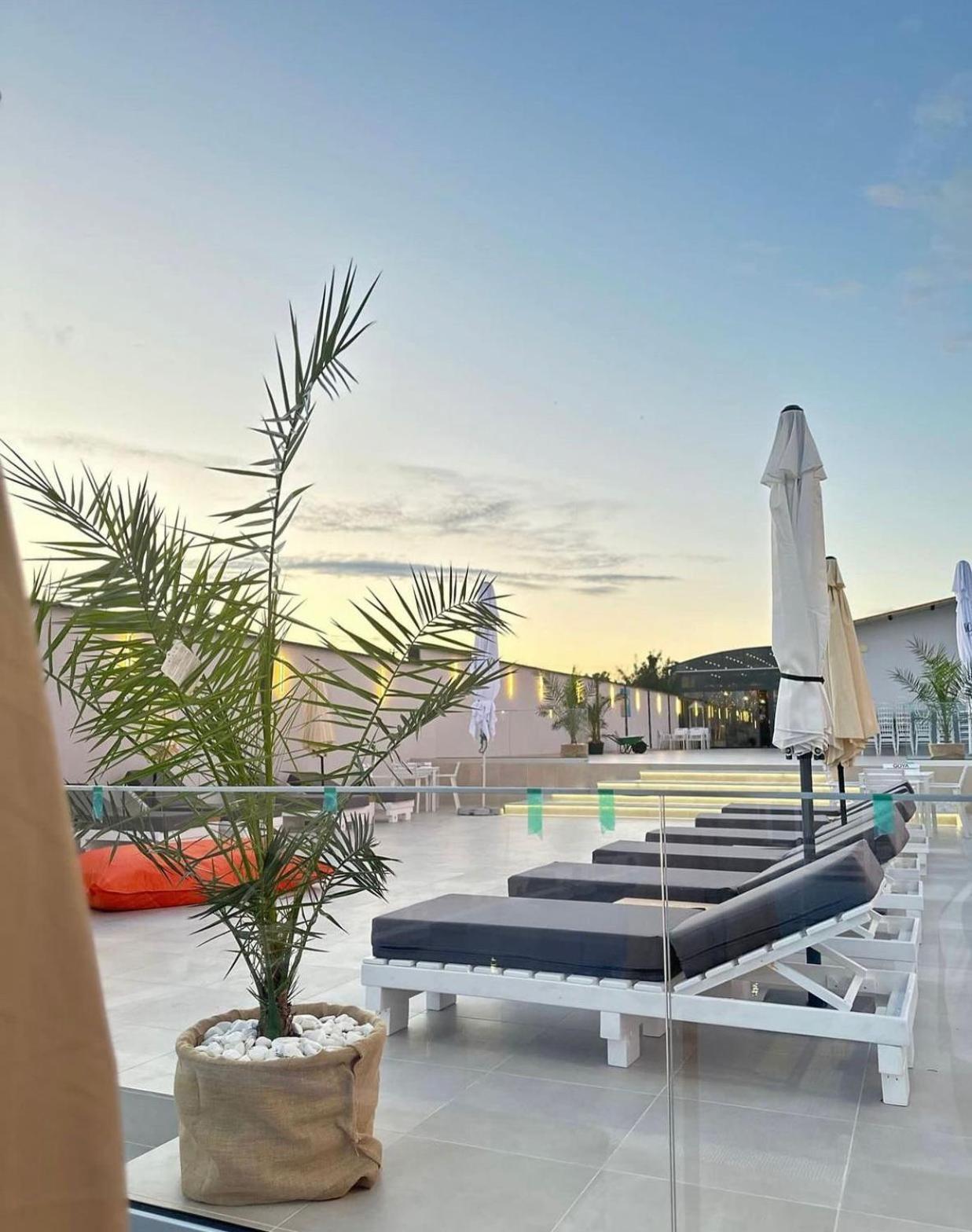 Hotel Goya Boutique Targu Jiu Luaran gambar