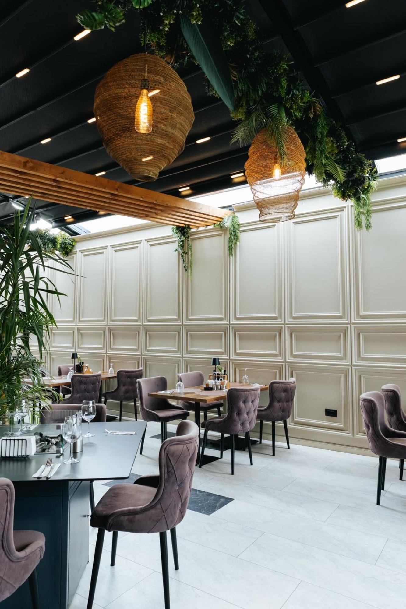 Hotel Goya Boutique Targu Jiu Luaran gambar